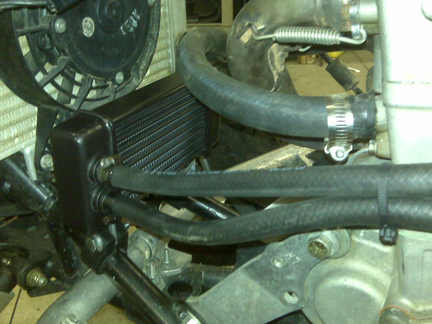 KTM RFS oil cooler / adapter